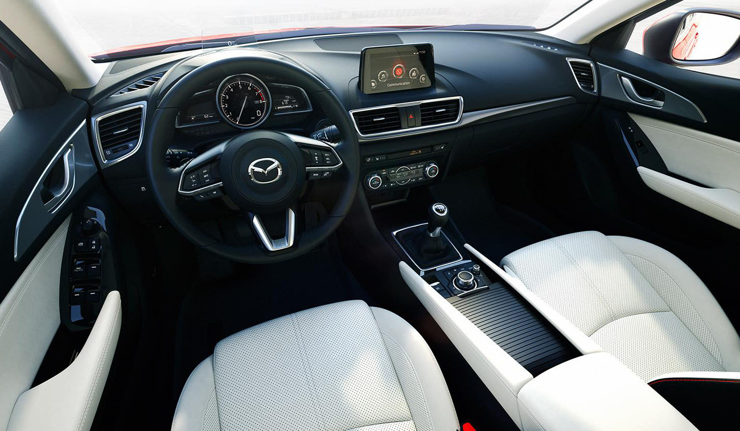 Mazda 3 Hatchback (2019) - LLMotors